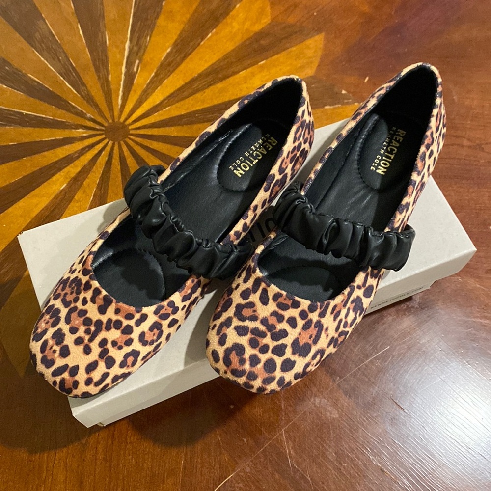 Kenneth Cole: Cheetah Flats